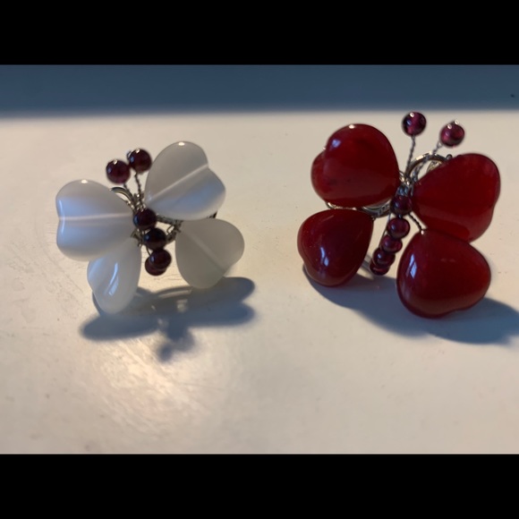 Ring - Picture 3 of 3